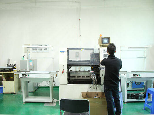 Lampu Tahan Lembab LED D4 dengan Daya yang Dapat Dipilih Sakelar DIP dan 3CCT Loop in-out Kawat 3*1.5/2.5mm2 atau Kabel 5*1.5/2.5mm2 melalui Cocok untuk Bengkel dan Gudang