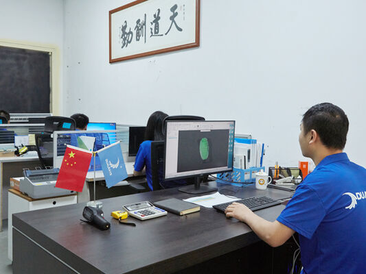 Lampu Tahan Lembab LED D4 dengan Daya yang Dapat Dipilih Sakelar DIP dan 3CCT Loop in-out Kawat 3*1.5/2.5mm2 atau Kabel 5*1.5/2.5mm2 melalui Cocok untuk Bengkel dan Gudang